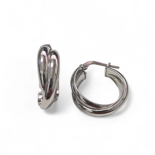 Orecchini a Cerchio in Argento Lucido con Design Intrecciato