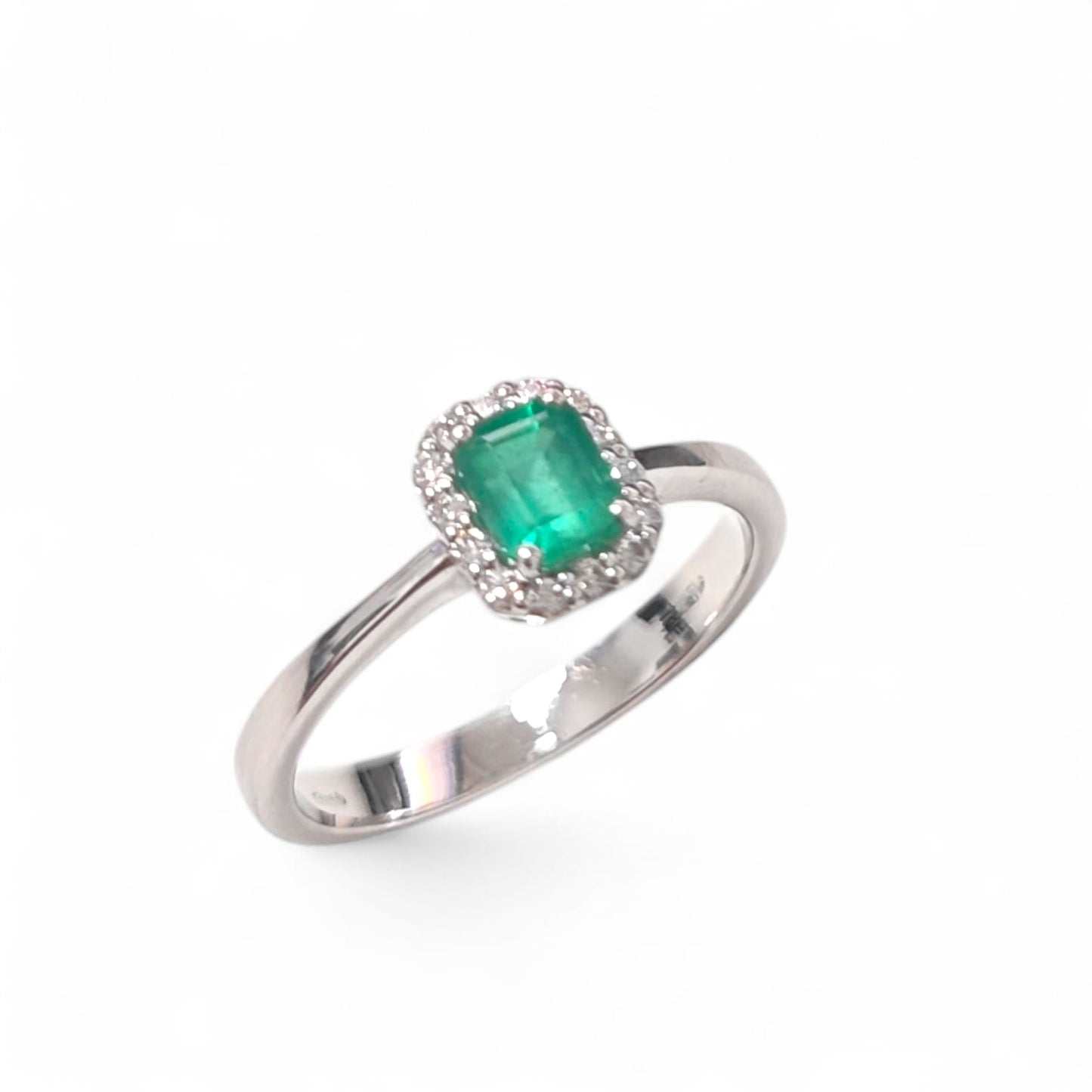 Anello Cestello con Smeraldo CT 0.40 e Diamanti CT 0.12