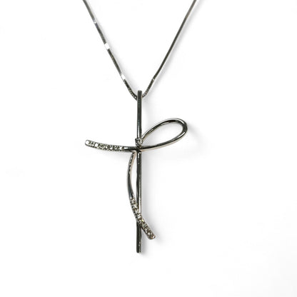 Pendente Croce con Diamanti CT 0.15