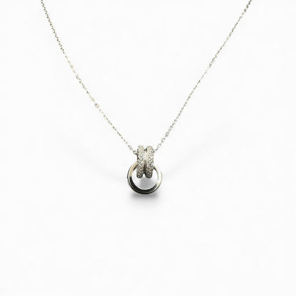 Collana con pendente doppi cerchi intrecciati in argento 925 con zirconi