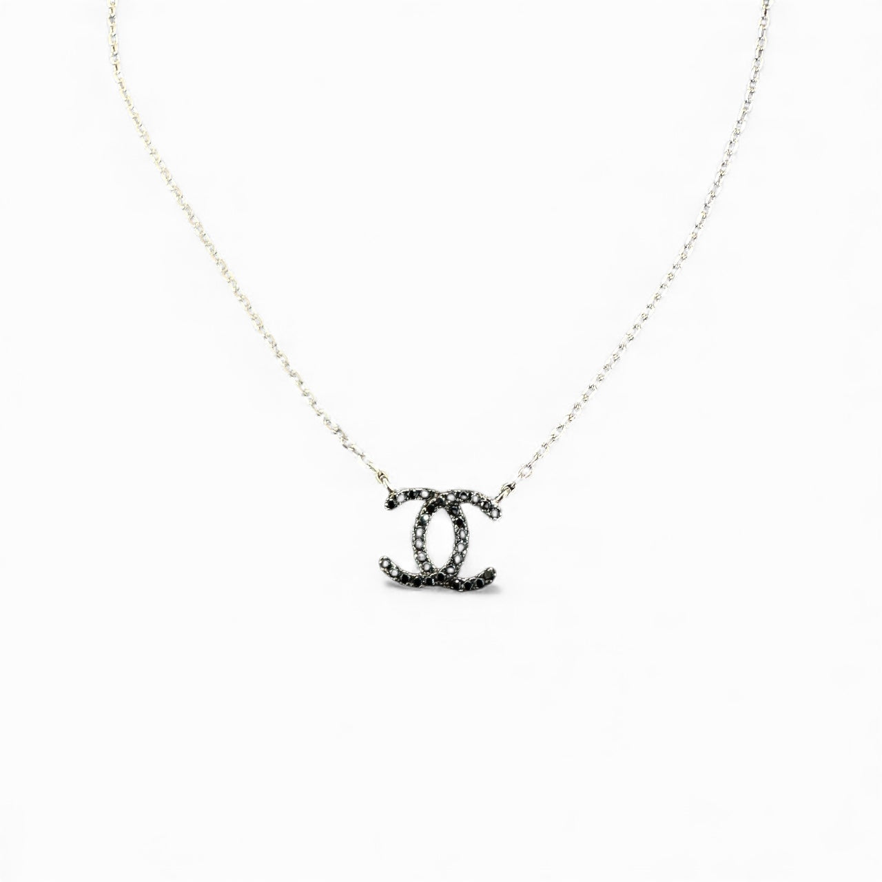 Collana in argento 925 con doppia Chanel