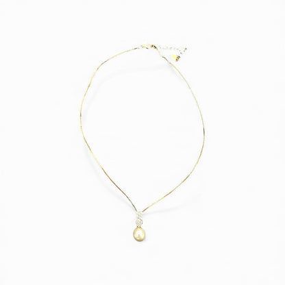 Collana in argento 925 dorato con perla pendente e zirconi