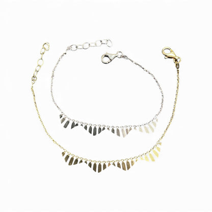 Bracciale con Piastrine Pendenti – Disponibile in Dorato e Argento