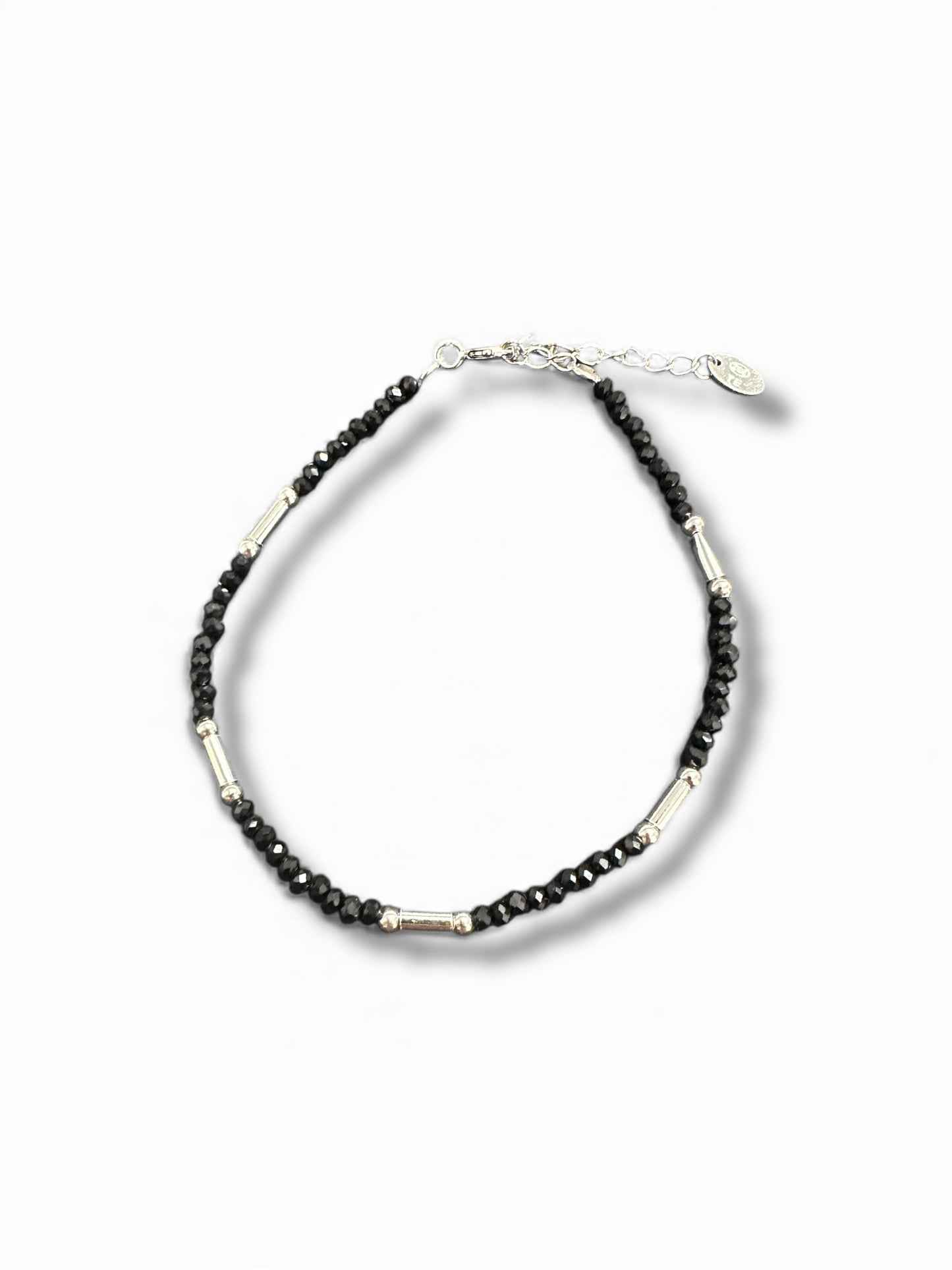 Bracciale in Argento 925 con Perline Nere Sfaccettate e Tubicini Argento