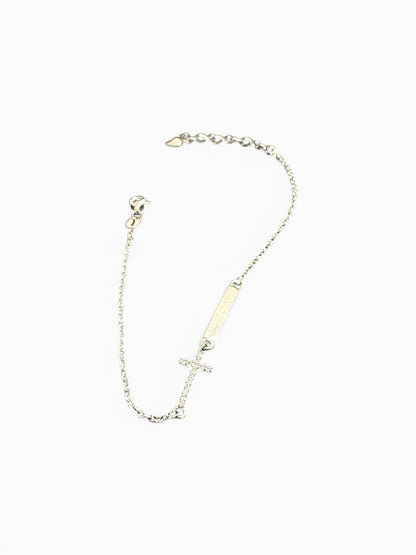 Bracciale in Argento 925 con Croce Zirconata e Barra Lucida – Eleganza e Spiritualità