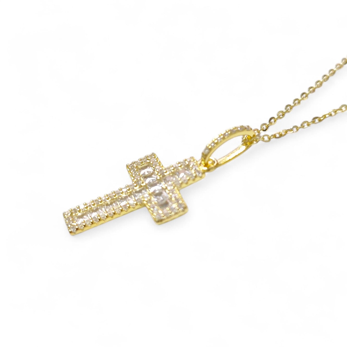 Collana Croce in Argento 925 con Zirconi – Eleganza Senza Tempo