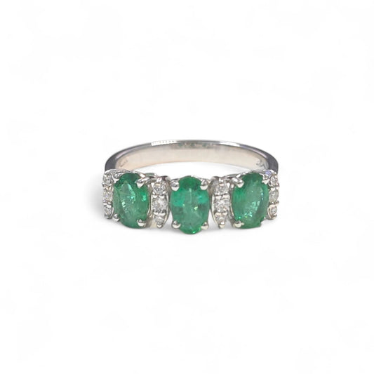 Anello Trilogy con Smeraldi CT 1.40 e Diamanti CT 0.20