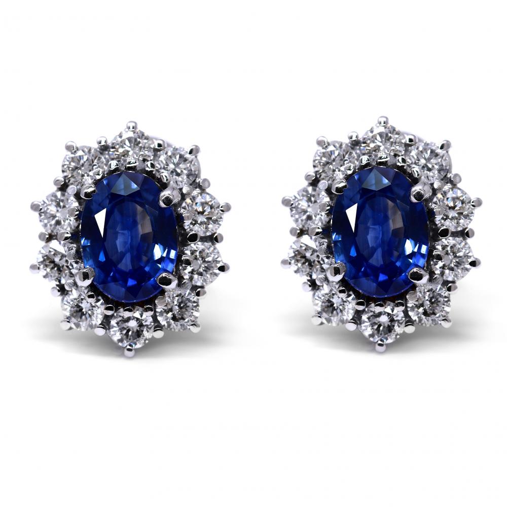 Orecchini con Zaffiri CT 2.96 e Diamanti CT 1.52