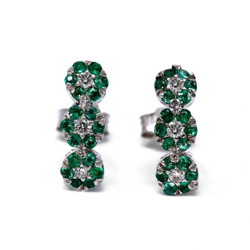Orecchini Trilogy con Smeraldi CT 0.40 e Diamanti CT 0.14 Modello fiore